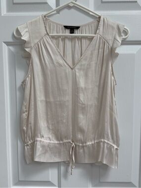 Banana Republic Cream V-Neck Ruffle Sleeve Drawstring Top
